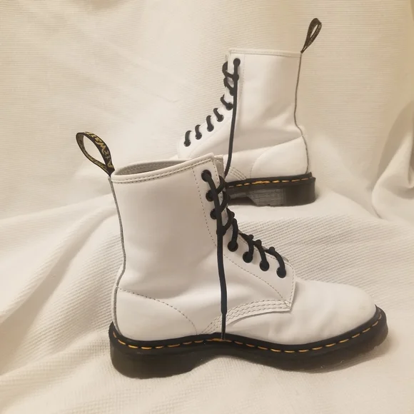 Dr. Martens 1460 Boots FIRM PRICE - Picture 3 of 10